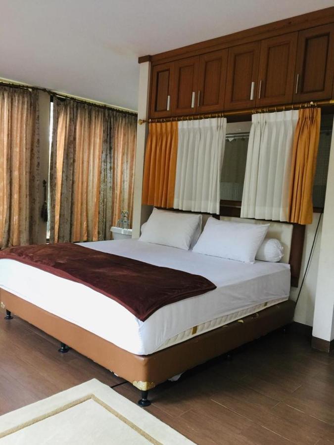Villa Gathering Yuni Syahla Citaringgul Экстерьер фото