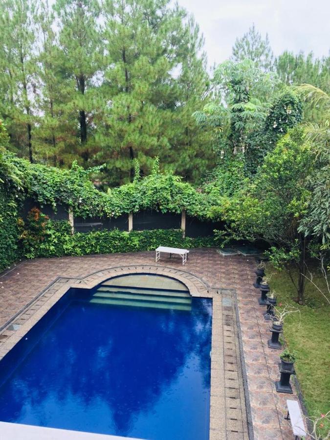 Villa Gathering Yuni Syahla Citaringgul Экстерьер фото